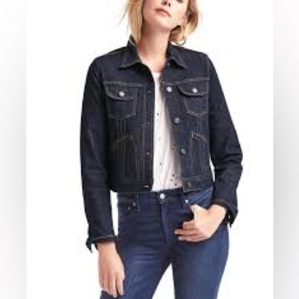 Gap 1969 short pleat denim jacket in deep indigo wash size M